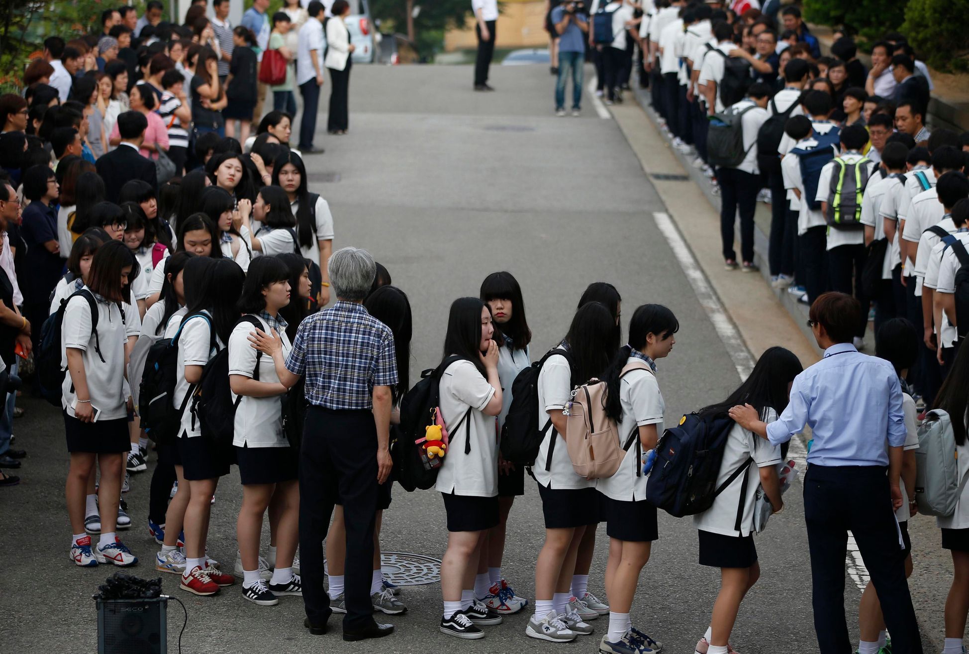 Děti z potopeného jihokorejského trajektu Sewol se vracejí do školy