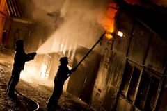 V Záměli hořela v kempu vila, nikdo nebyl zraněn