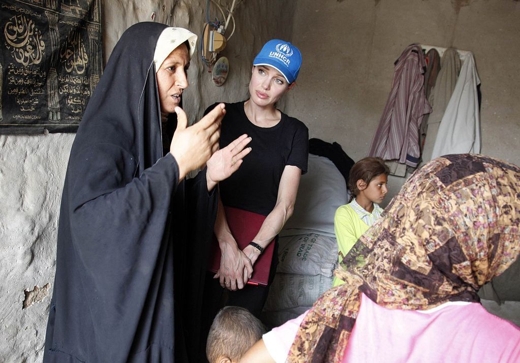 Pouze jednorázové použití! Fotogalerie: Angelina Jolie / Irák / UNHCR / 2009