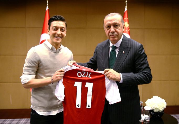 Mesut Özil a turecký prezident Recep Tayyip Erdogan.