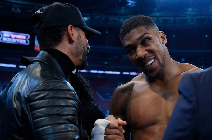 Vladimir Kličko vs. Anthony Joshua:  Rio Ferdinand  a Anthony Joshua