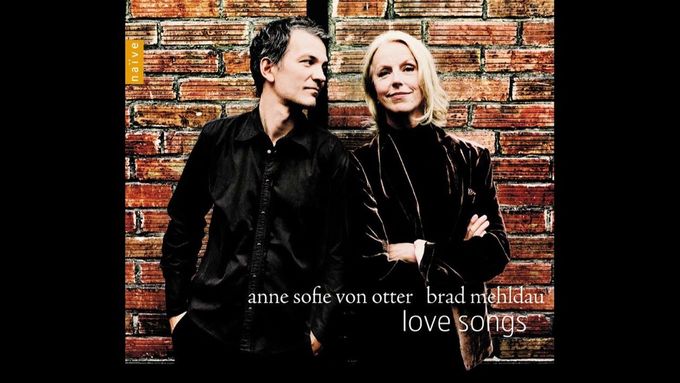 Brad Mehldau a švédská mezzosopranistka Anne Sofie von Otterová natočili mimo jiné píseň Blackbird od Beatles.