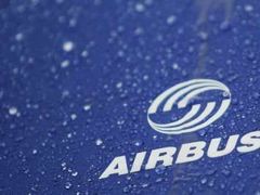 Airbus se chystá propustit 10 tisíc zaměstnanců. Proti tomu se ale bouří odbory a hrozí stávkou.