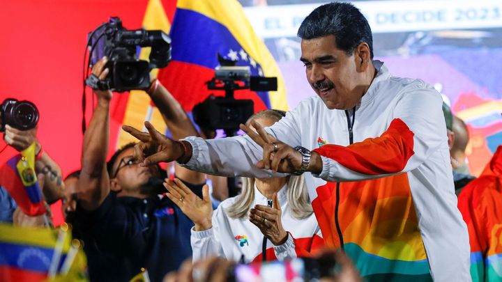 Nevěřím, že Maduro obsadí sousední území. Hraje se hlavně o volby, říká expert