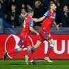Tomáš Chorý slaví gól na 2:3 v zápase LM Plzeň - Barcelona
