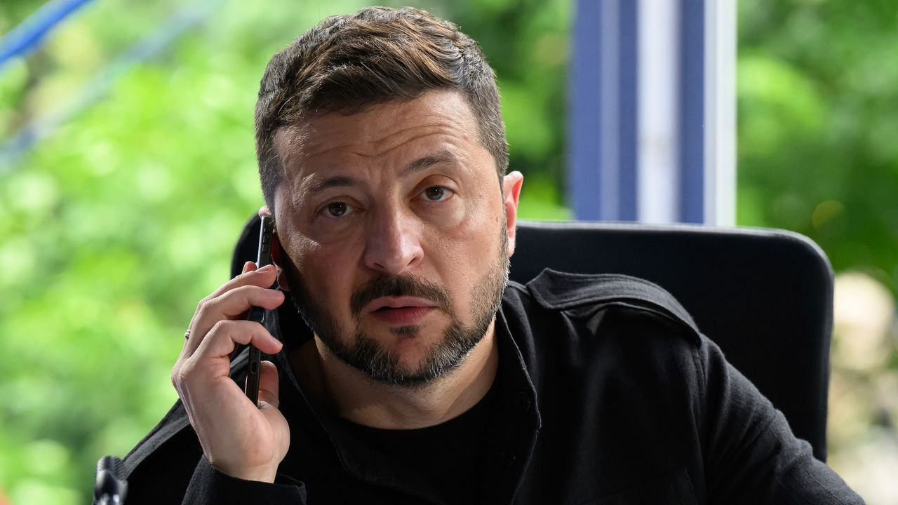 Poslední velký projev v ruštině. Trump se s čísly u "klauna" Zelenského plete