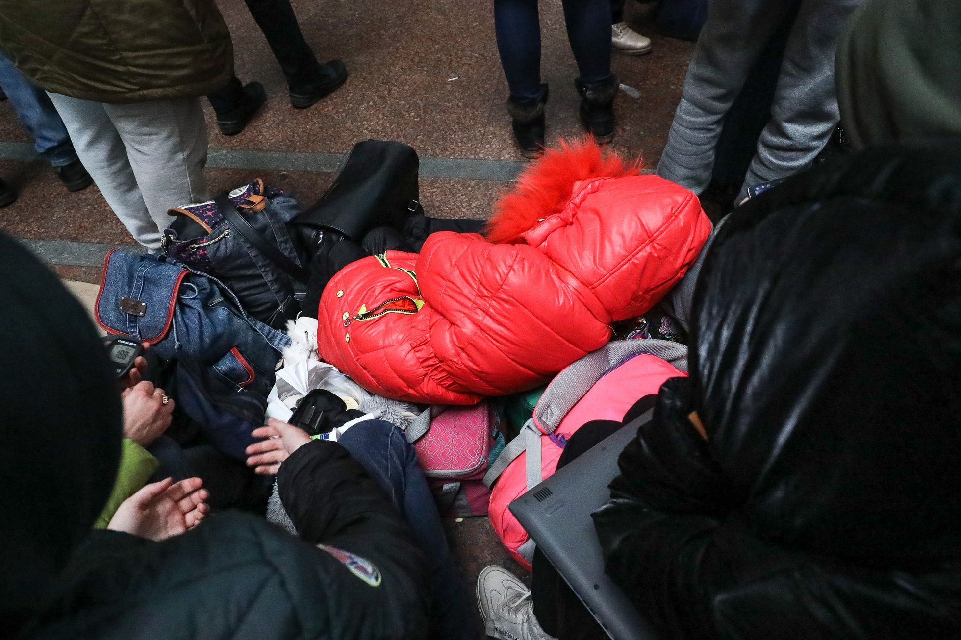 Válka na Ukrajině - nádraží Lvov, uprchlíci, děti, ukrajinci, humanitární krize