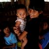 Fotogalerie / Jak se žije na indonéském ostrově Sumba, kde v loňském roce nepršelo 290 dní v kuse / Reuters