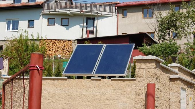 Pořídit si vlastní elektrárnu napájenou solárními panely bude napříště mnohem jednodušší.