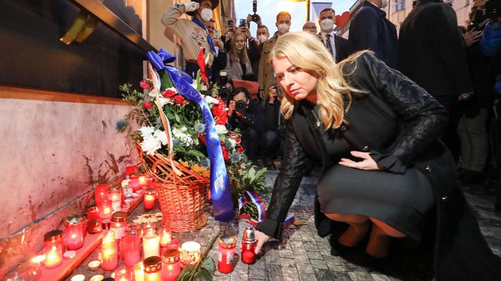 Foto: Prahu navštívila Čaputová. "V předvečer 17. listopadu není lepší místo"; Zdroj foto: Jakub Plíhal