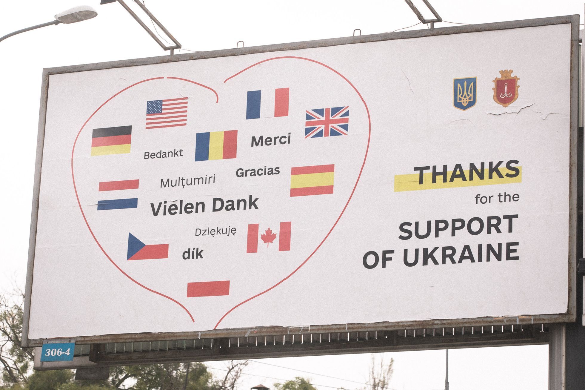 Ukrajinské válečné billboardy, propaganda, nacionalismus