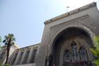 V budově soudu v Damašku vybuchla bomba, nejméně 25 lidí zemřelo. Městem pak otřásla další exploze