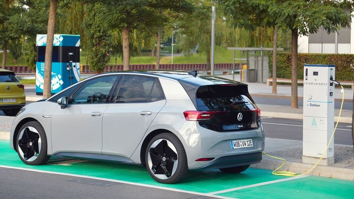 Komise zpřísňuje: Celoevropská stopka pro spalovací motory může přijít v roce 2035; Zdroj foto: Volkswagen