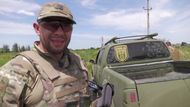 Ukrajinský voják v obci Neskučne
