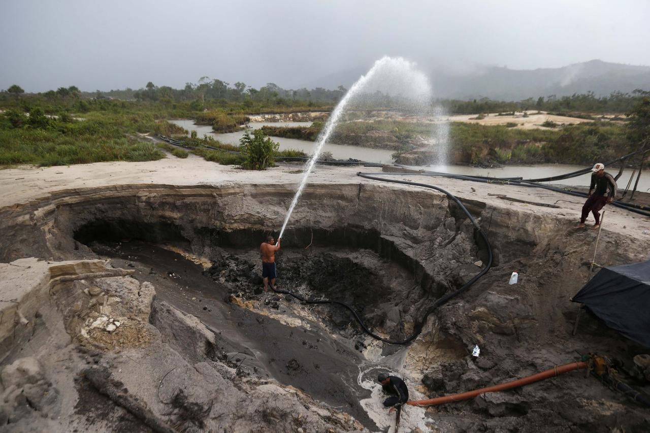 Foto: Jak se ve Venezuele ilegálně těží diamanty
