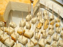Migrénu může vyvolat i vůně aromatického sýru