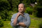 „Hrušínský si zapálil a řekl jen, to je příjemné.“ To byla Vesnička má středisková