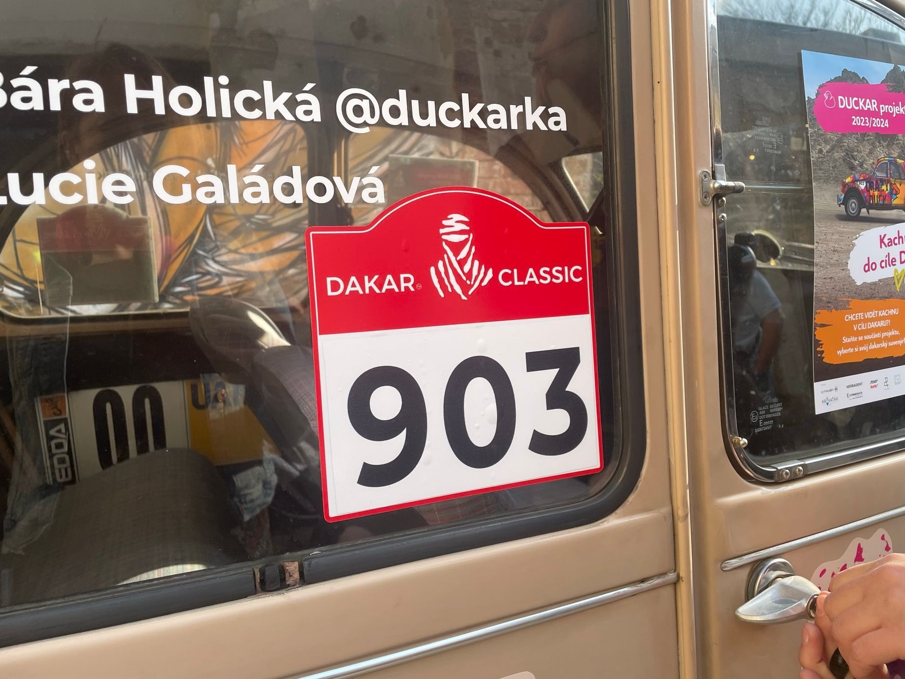 Citroën Kachna "Duckar" závodnice Bára Holická Dakar Classic