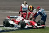 Pro pilota Toyoty Ralfa Schumachera skončila Velká cena USA už v prvním kole.