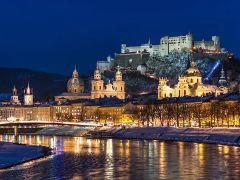 Mozartovo město je od roku 1997 součástí Světového kulturního dědictví UNESCO. Návštěvu památek tu můžete kombinovat se sportem v nedalekém lyžařském areálu.