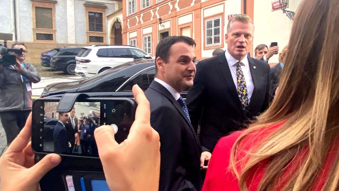 Předseda Motoristů sobě Petr Macinka a europoslanec Filip Turek