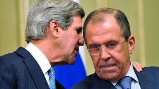 Ministři zahraničí USA a Ruska John Kerry a Sergej Lavrov.