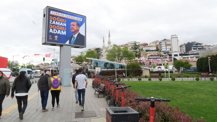 Turecká opozice to bude mít těžké. Erdogan porazil průzkumy a je silnějším soupeřem