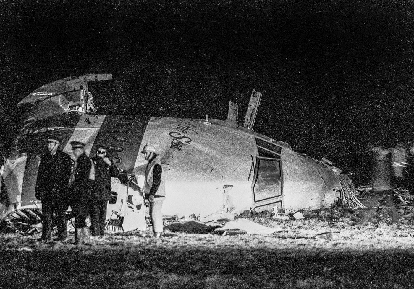 Lockerbie, Pan Am Flight 103, terorismus, bomba, letecká katastrofa, Lockerbie: A Search for Truth, televizní seriál, Zahraničí