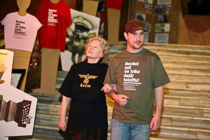 Módní přehlídka politických vězňů