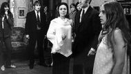 Jiřina Jirásková se objevila i v jednom z nejslavnějších filmů české nové vlny - v Případu pro začínajícího kata (1969) režiséra Pavla Juráčka.