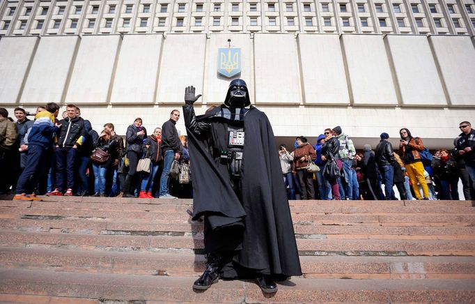 O post ukrajinského prezidenta se chce ucházet i Darth Vader, postava ze slavných Hvězdných válek, jinak také kandidát Internetové strany Ukrajiny.