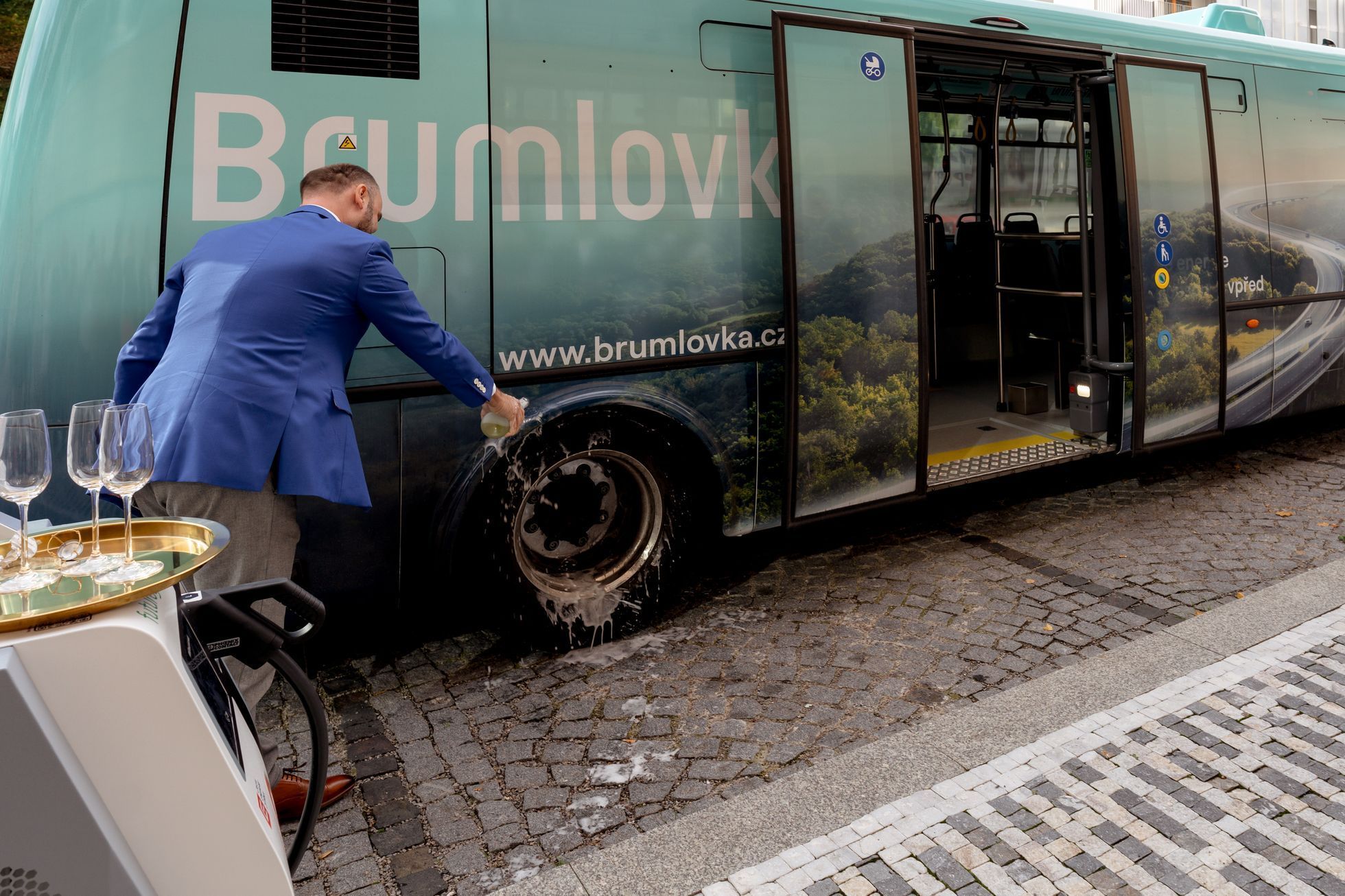 Elektrobus Praha Brumlovka