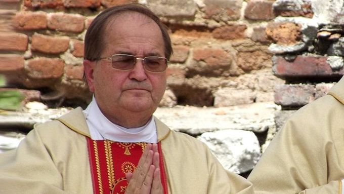 Kontroverzní kněz Tadeusz Rydzyk je známý svým homofobním a xenofobním postojem.