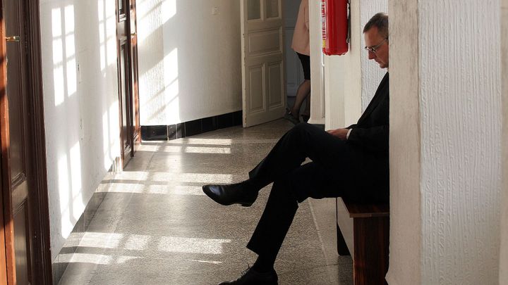 Žalobce trest pro Nečase nenavrhl. Bere případ moc osobně, tvrdí expremiérův advokát