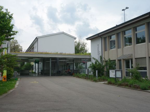 Švýcarská škola ve městě Köniz, kterou měl navštěvovat Kim Čong-un