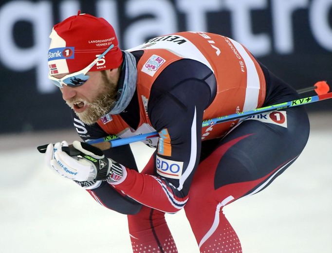 Third-placed Martin Johnsrud Sundby of Norway in action during the men's Cross Country 15 km Classic race at FIS Ruka Nordic 2016