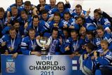 Ze svého druhého titulu mistrů světa se radovali Finové. Ti v severském finále smetli díky závěrečné kanonádě Švédsko 6:1.