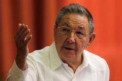 Kubánští komunisté kývli na Castrovy reformy