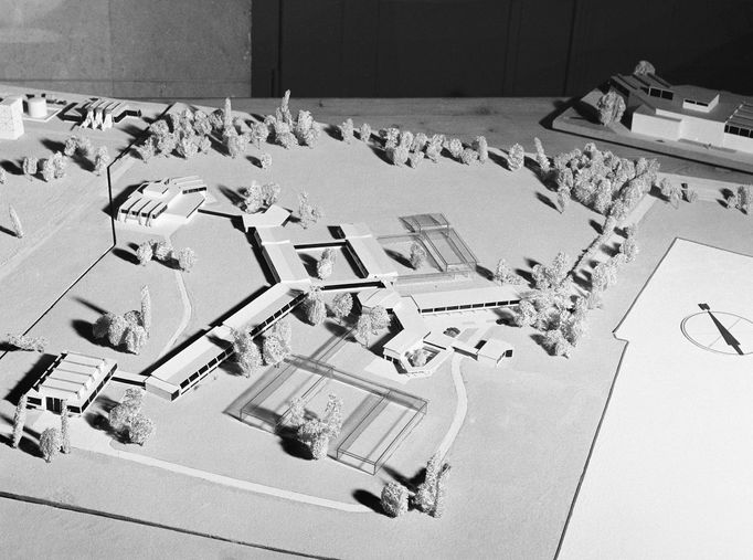 Model CERN, jehož výstavba byla schválena Evropskou radou pro jaderný výzkum v Ženevě, Švýcarsko, v listopadu 1953.