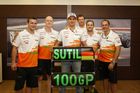 S Adrianem Sutilem slavil celý tým Force India,...