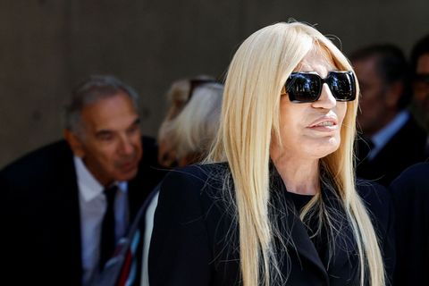 Giorgio Armani, rozloučení, Milán, rakev, Donatella Versace