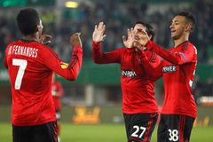 Bellarabi vstřelil jubilejní gól, Leverkusen si odvezl z Augsburgu tři body