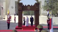 Papež František na návštěvě Iráku, vpravo irácký prezident Barham Sálih.