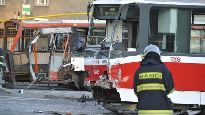 Nehoda se odehrála krátce po 19:00 ve čtvrti Černá Pole mezi zastávkami Provazníkova a Lesnická