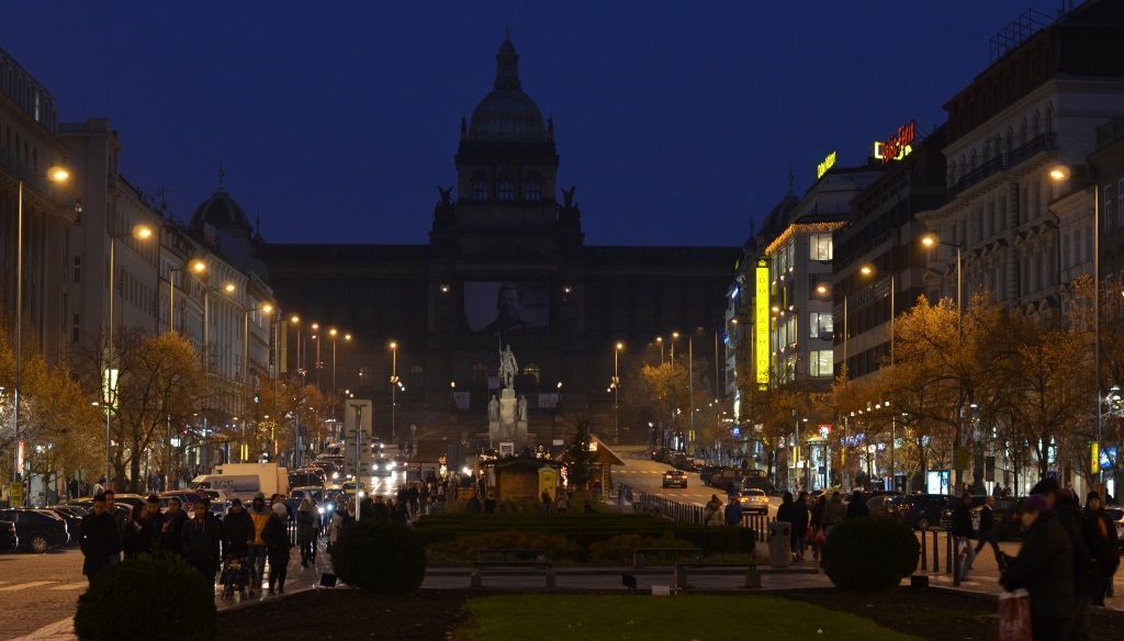 Václavské náměstí v noci