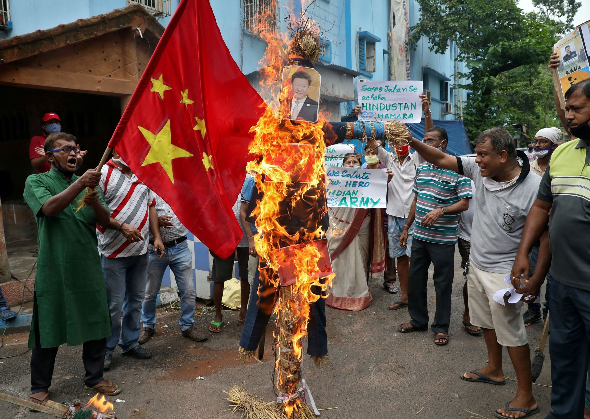 indie čína hranice střet demonstrace bojkot pohřeb