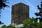 Muž lhal, že při požáru v Londýně přišel o rodinu. Snažil se od úřadů získat peníze a bydlení
