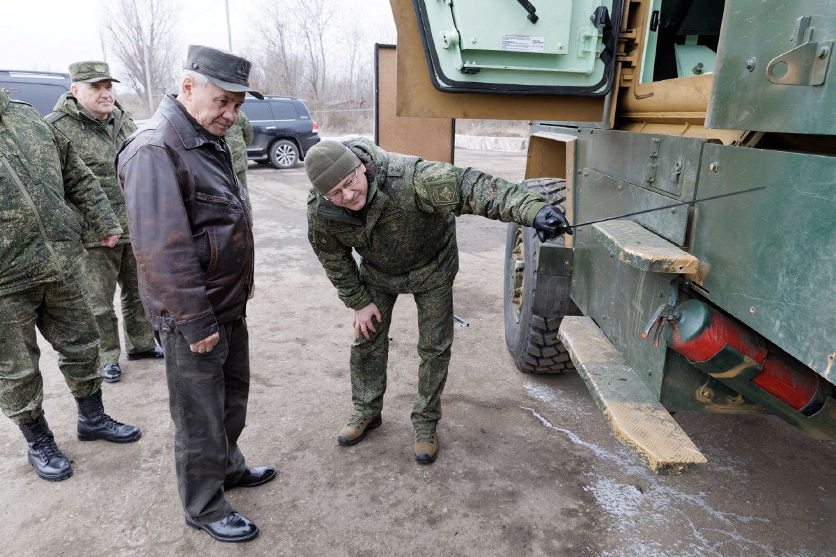 rusko ministr obrany šojgu ruská armáda fronta