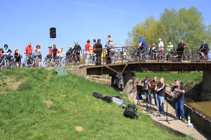 Otevření cyklostezky u Baťova kanálu