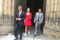 Žaloba by nic neřešila, přeju si pokračování koalice, řekl Babiš po jednání na Hradě